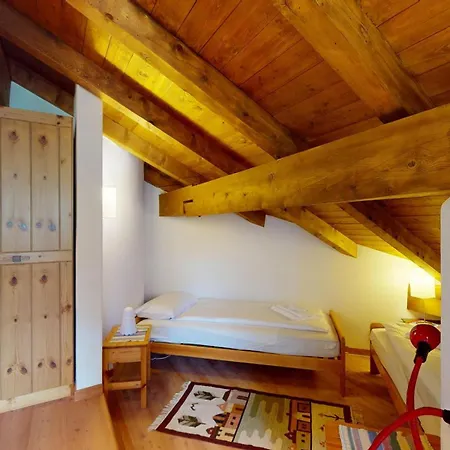 Abitaziun Guardaval 4 - Celerina * Celerina/Schlarigna